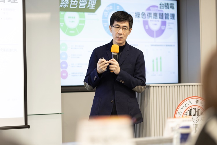 圖片標題:圖六_台灣產業服務基金會副總經理蔡宏達演講