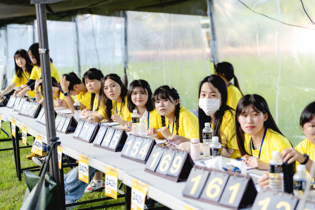 圖片標題:2025東吳國際超馬志工4