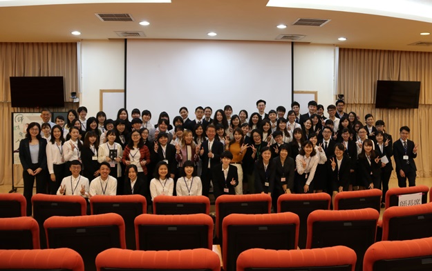 圖片標題:09 全體工作人員合照