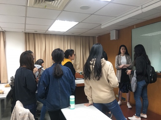 圖片標題:3.同學們踴躍的提問