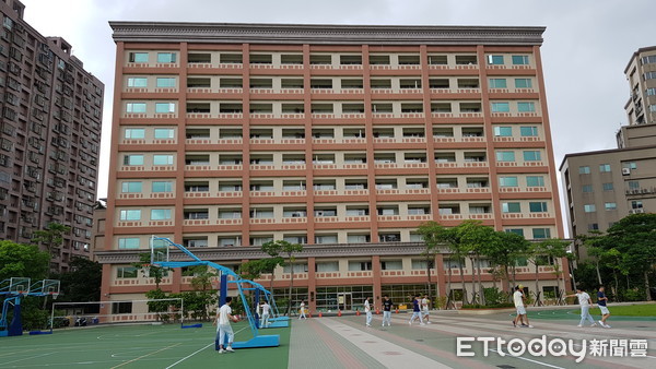 圖片標題:d4381362