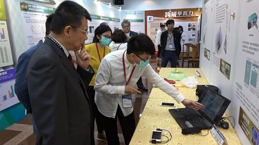 圖片標題:04 (Copy)