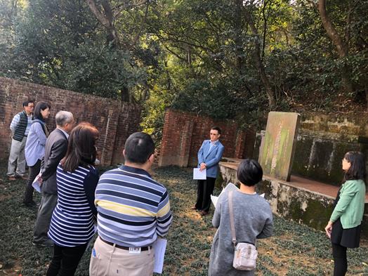 圖片標題:2020年3月20日由董保城副校長、莊媖琁總務長、政治系謝政諭老師與總務處同仁前往校內王 (Copy)