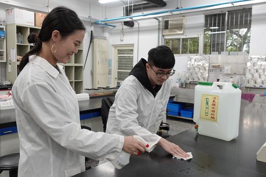 圖片標題:04次氯酸水消毒實驗室 (Copy)