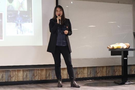 圖片標題:04 (Copy)