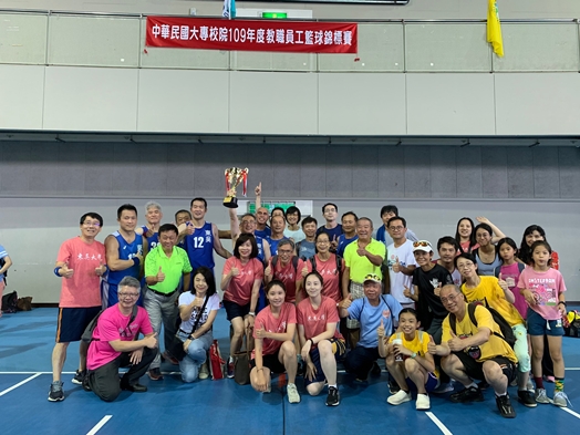 圖片標題:龐大的東吳應援團 (1)