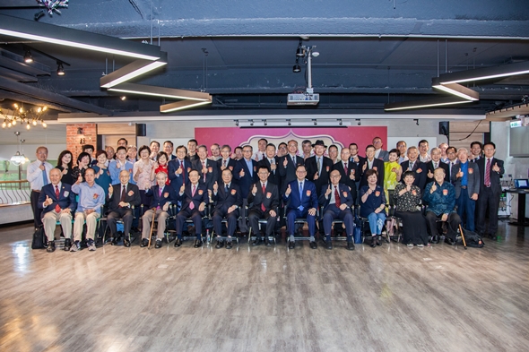 圖片標題:圖5：傑出菁英同學會全體大合照