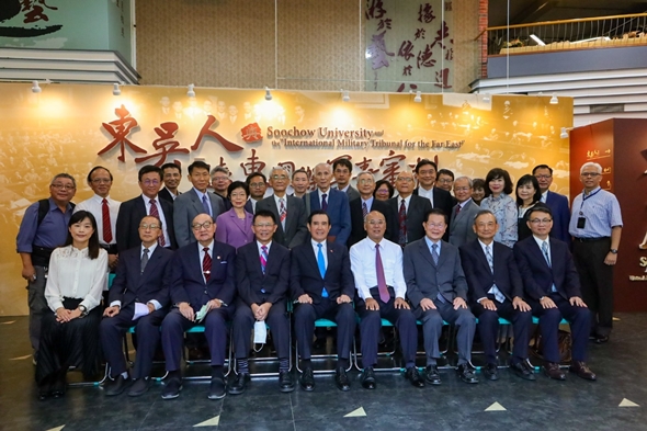 圖片標題:圖八、馬英九與貴賓、師長合影