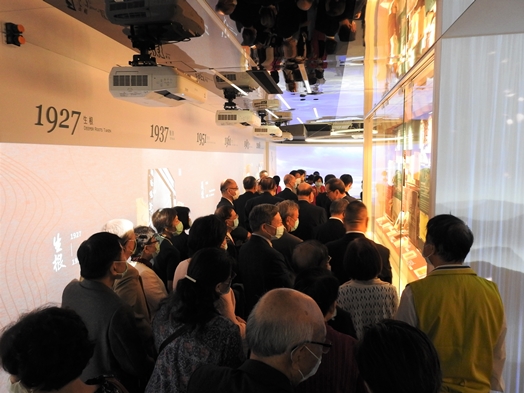 圖片標題:6_參觀校史館