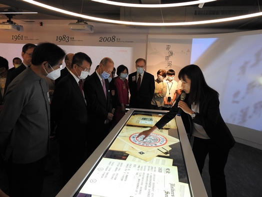 圖片標題:7_參觀校史館