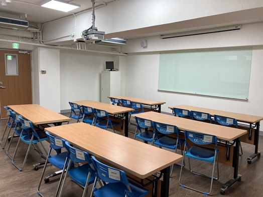 圖片標題:圖六：德聚討論室-取品德匯聚之意提供社團討論社團事務