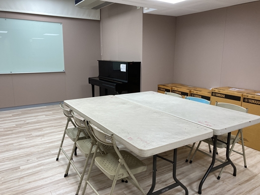 圖片標題:圖十：美鳴練團室-取美聲振鳴之意提供社團樂團練習使用