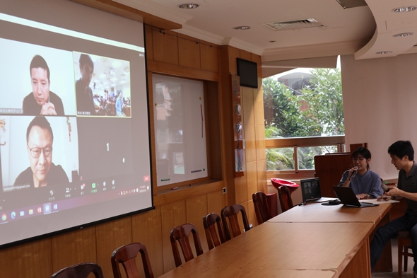 圖片標題:07台日講者相互提問與回答-min