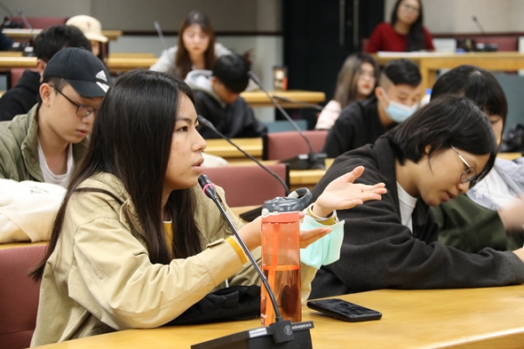 圖片標題:04 同學提出想法觀點