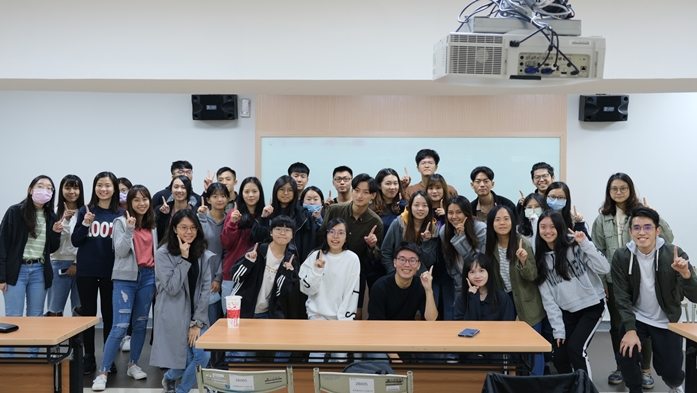 圖片標題:01 與講師大合照