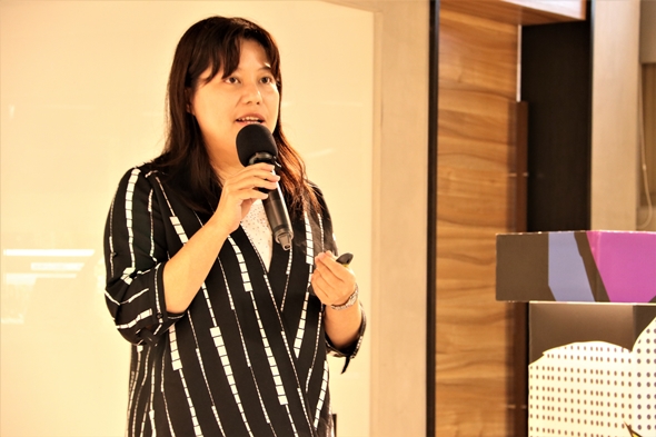 圖片標題:02何宛蓁學姊分享品牌故事