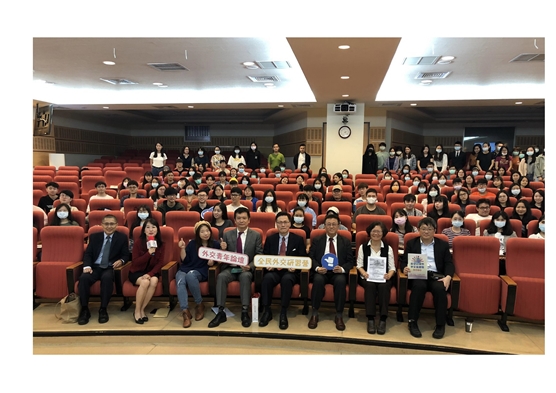 圖片標題:6 全體大合照