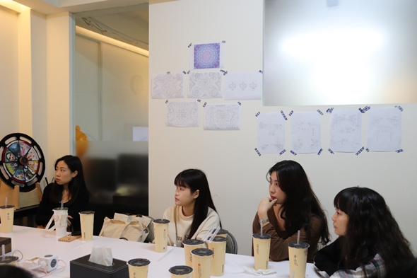 圖片標題:03 同學認真聽講