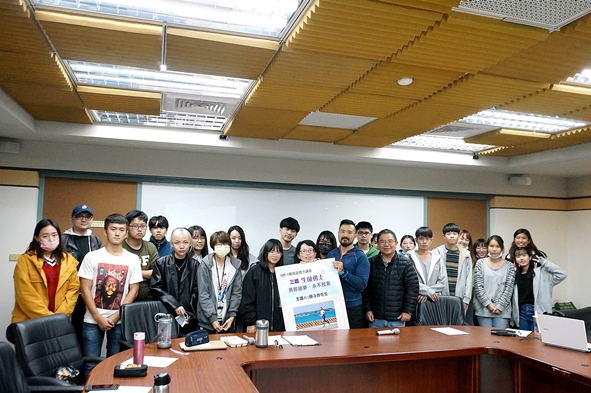 圖片標題:05 演講後全體大合照