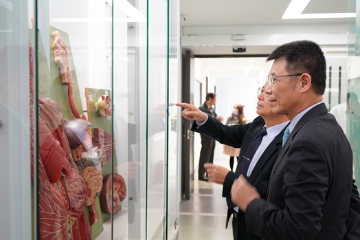 圖片標題:0049B446-2E88-47C2-92D8-7340A6CF7BB5