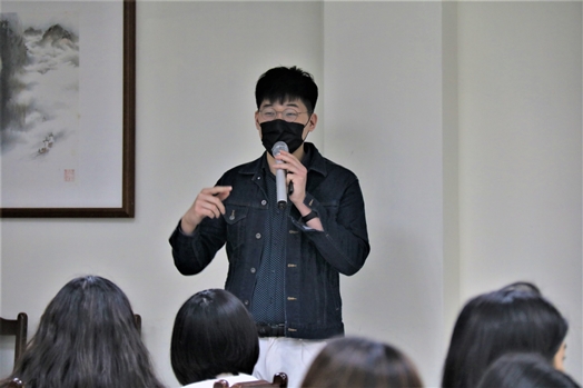 圖片標題:02樂擎老師分享自己生命故事