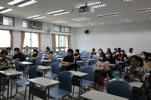 圖片標題:04演講現場