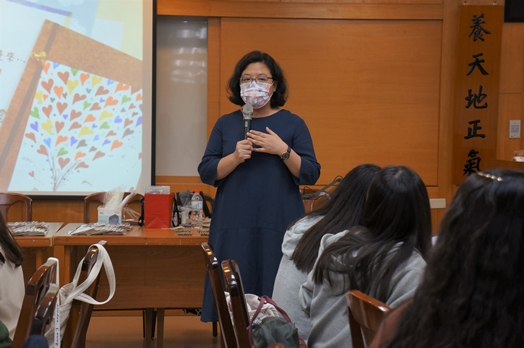 圖片標題:01.主講者講述製作流程