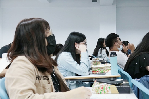 圖片標題:06同學勤作筆記