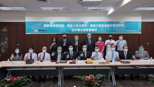 圖片標題:大合照