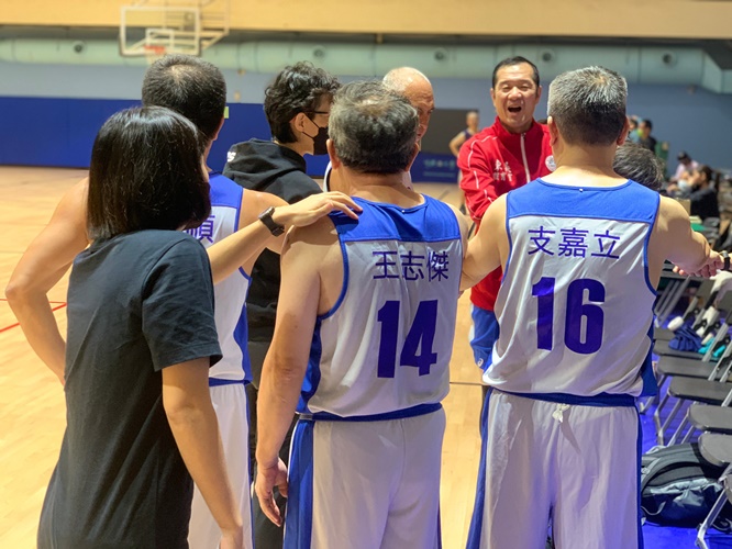 圖片標題:04丁組-賽中加油