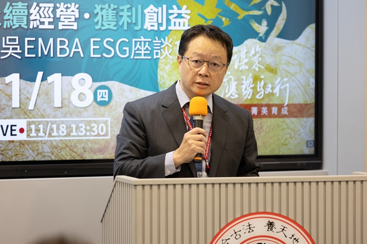圖片標題:圖二_EMBA主任劉宗哲演講