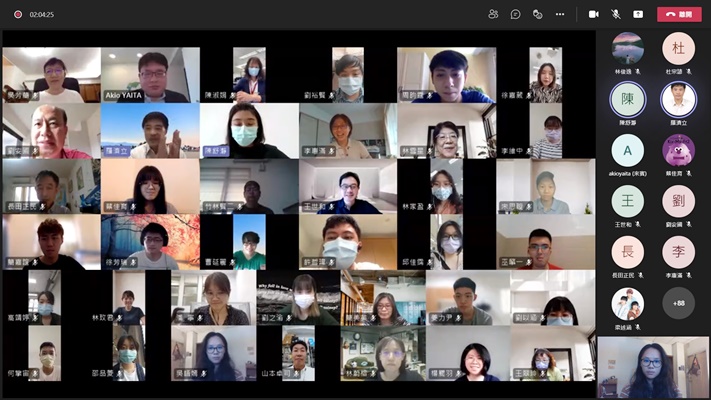 圖片標題:08 師長同學與主講人矢板明夫先生的合影畫面