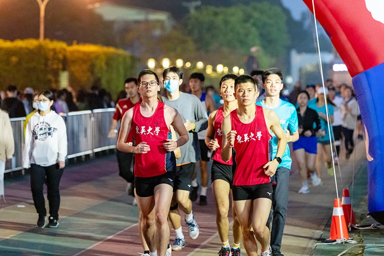 圖片標題:05各位選手出發