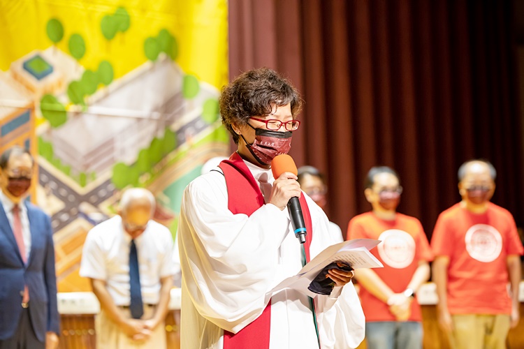 圖片標題:06徐秀蓉校牧祝禱