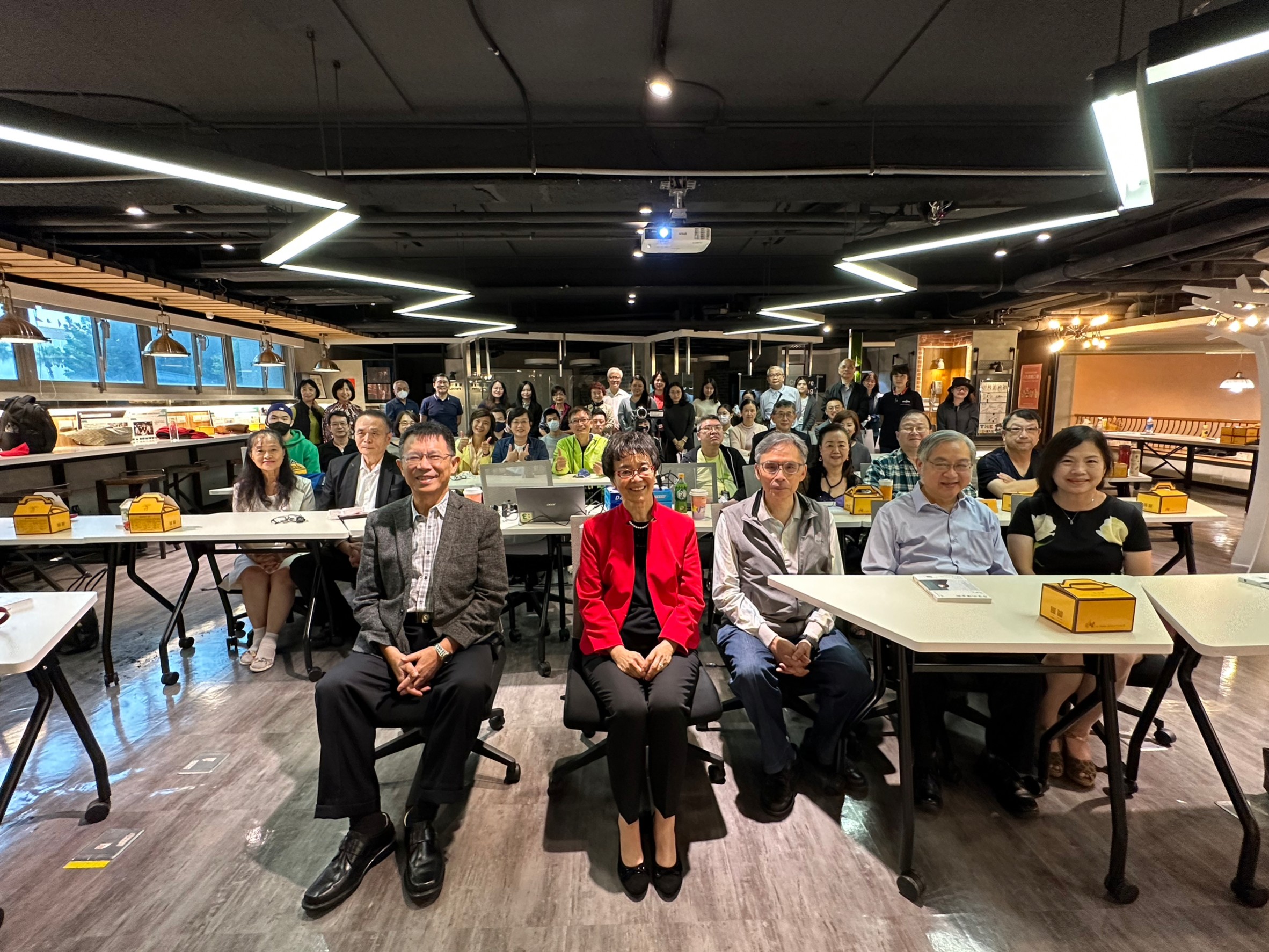 圖片標題:10圖說：白越珠學姐表示，「讓世界看到臺灣」是她長久以來的願望和目標