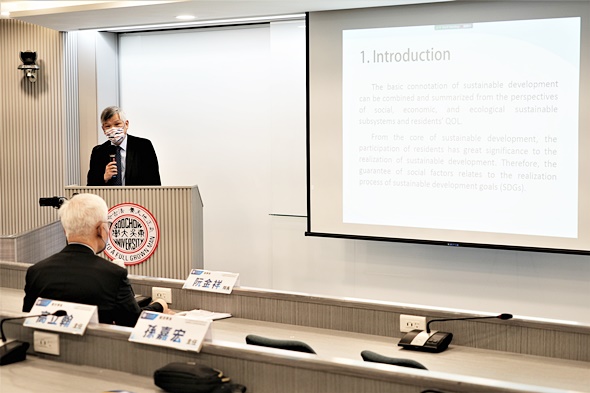 圖片標題:專題演講邱永和特聘教授