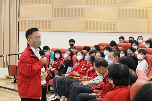 圖片標題:02 董保城副校長向同學致詞勉勵