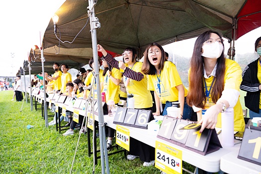 圖片標題:07-場邊應援的志工們