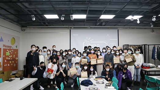 圖片標題:09大合照