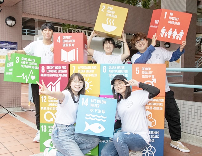 圖片標題:「東吳跨域∞攜手永續」ESG發展成果特展熱鬧登場