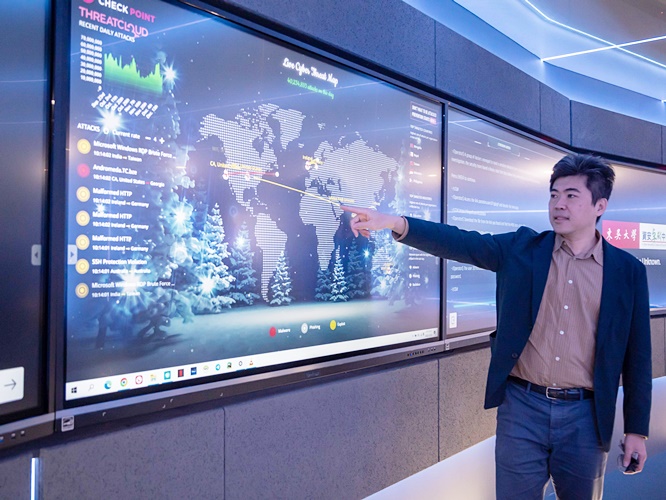 圖片標題:圖九、東吳大學資安卓越中心監控全球病毒走向