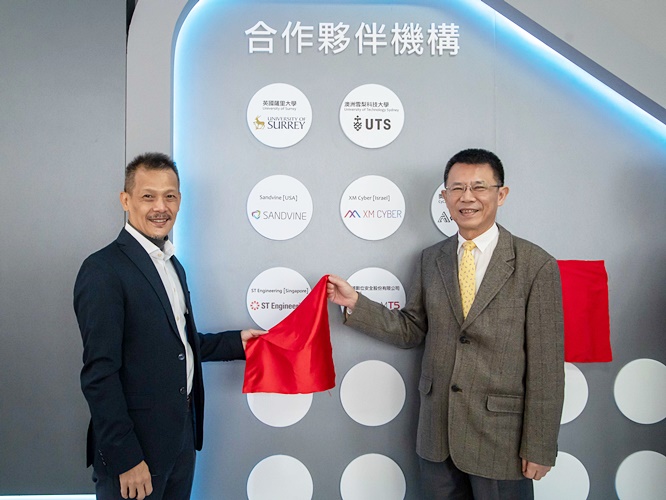 圖片標題:圖七、東吳大學與SANDVINE共同簽署「元宇宙創新應用生態系」聯盟締結儀式