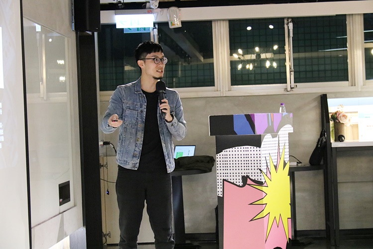 圖片標題:2陳躍講師熱情分享_