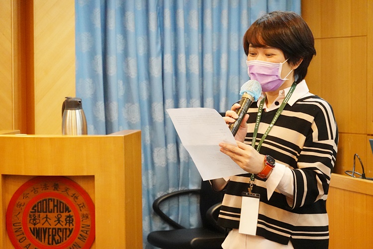 圖片標題:圖三：「研討會專題演講」金凱儀主任主持