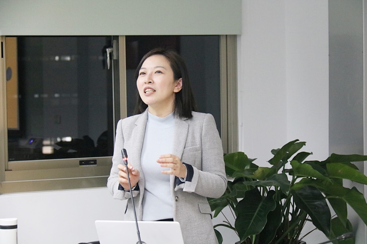 圖片標題:04 琡雯老師分享自身經歷