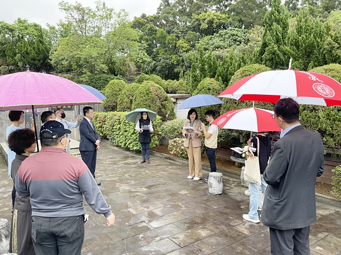 圖片標題:14 王淑芳總務長兼校史指導委員會執行長簡介端木愷故校長生平事蹟與東吳淵源