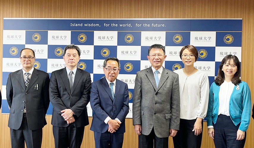 圖片標題:琉球大學大合照