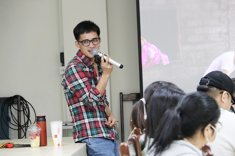 圖片標題:05 Apyang Imiq講師講述部落故事