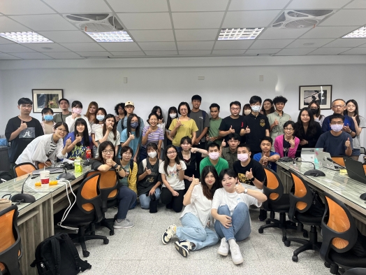 圖片標題:圖一師生合照_batch