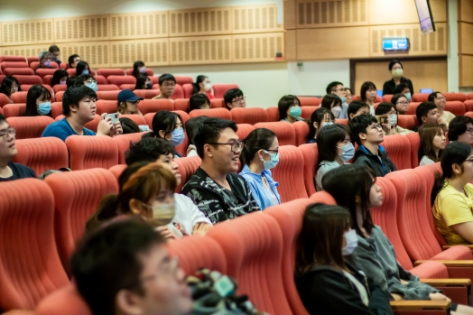 圖片標題:07 學生們專心聽講_batch